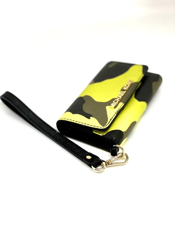 MICHAEL KORS💥NWOT💥iPHONE 5s Estuche/Embrague  Foto 4 de 4