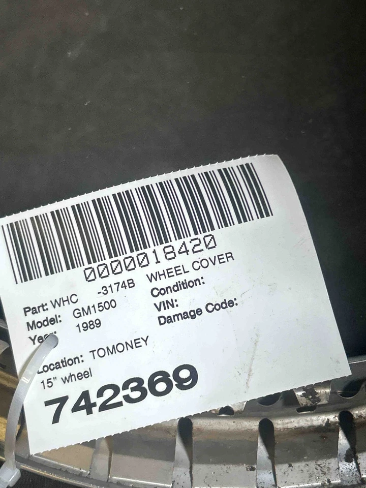 Fits 1988-1992 GMC Pickup 1500, 15in Wheel/Rim Cover, OEM:12542912 - Imagem 3 de 3