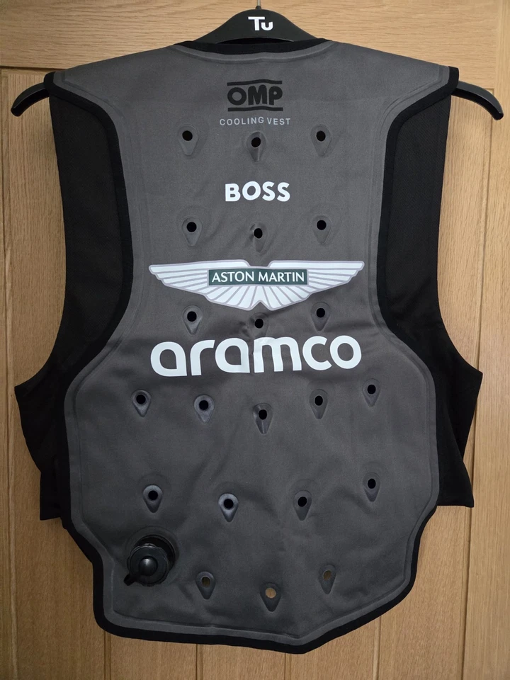 OMP ASTON MARTIN ONE-V COOLING VEST MEDIUM NEW - Image 4 of 4