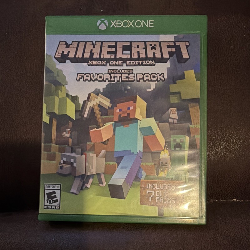 Minecraft Xbox One Edition Includes Favorites Pack (Xbox One) Multiplayer