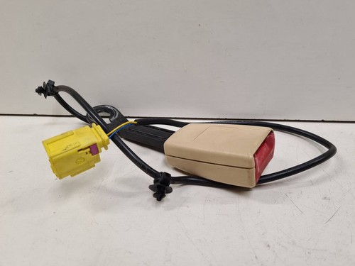 Volkswagen Touareg I 2005 Vorne links Gurtschloss vorne 7L0857777C VLU15732