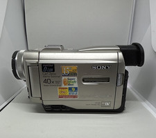 Sony Handycam DCR-TRV10E MiniDV Camcorder 3,5...