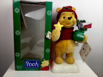 WINNIE THE POOH ANIMATED CHRISTMAS DISPLAY FIGURE ~ DISNEY ~ BY TELCO ~ 16'' TALL