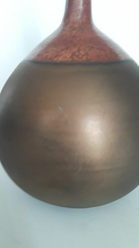 VINTAGE COPPER BRASS FINISH STONEWARE POTTERY VASE ARTIST SIGNED MADE VIETNAM - Picture 2 of 6