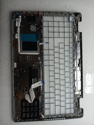 OEM Dell Latitude 5520 Palmrest WITHOUT KEYBOARD W/ Touchpad 073N6X 73N6X 25 - Picture 2 of 6