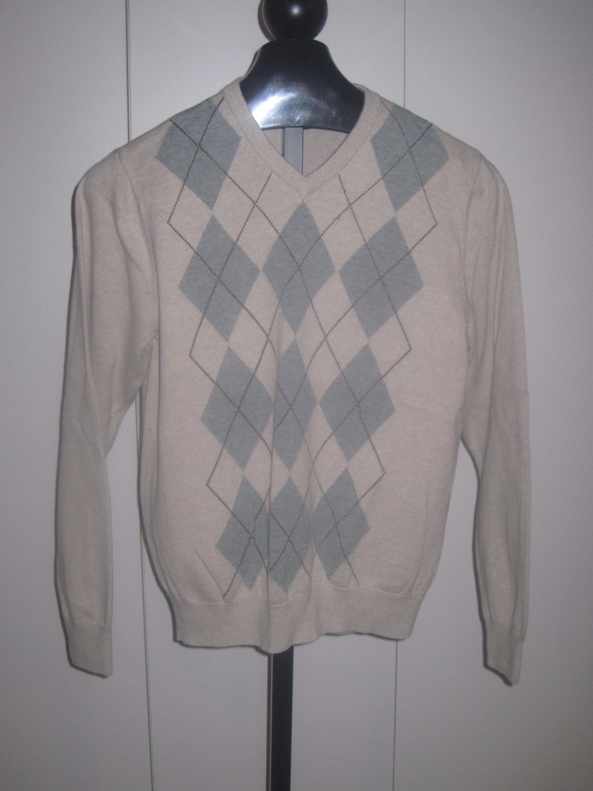 ARROW MENS TAN ARGYLE V-NECK SWEATER-M 