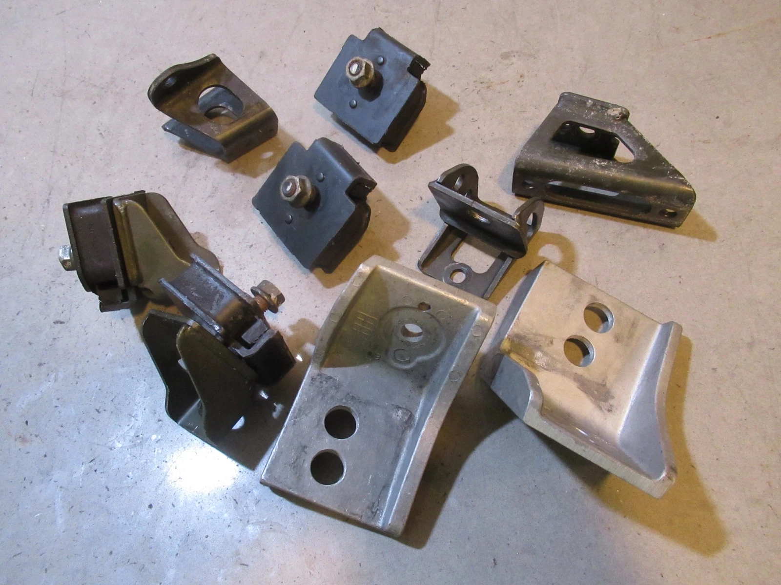 Yamaha Viper 700 Engine Mounts 2003 #8