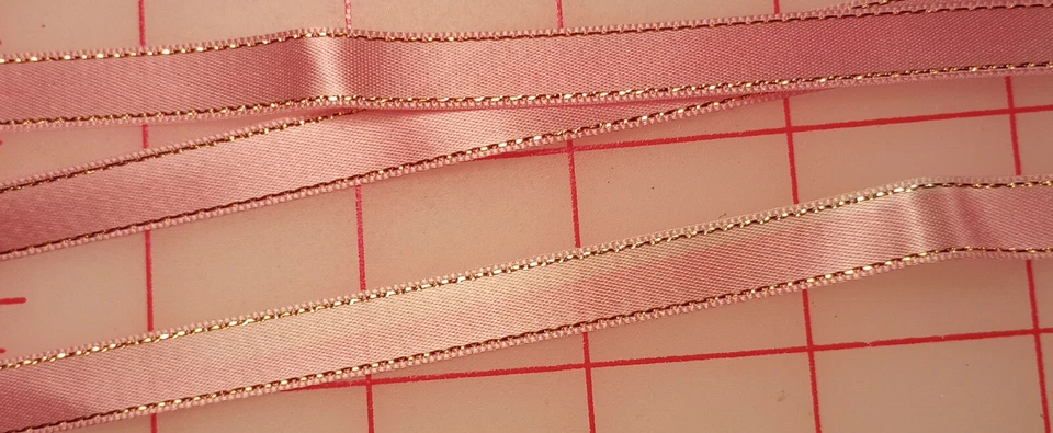 Cinta de satén vintage rosa desteñida bordes dorados 10 mm 7/16" Japón 33 yardas  Foto 4 de 4