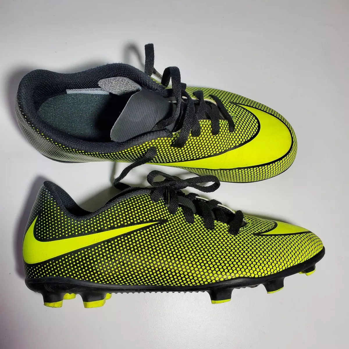Nike jr bravata discount