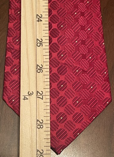 Vintage Roundtree & Yorke Red Hand Made 100% Silk Men’s Neck Tie Made In Korea - Picture 5 of 9