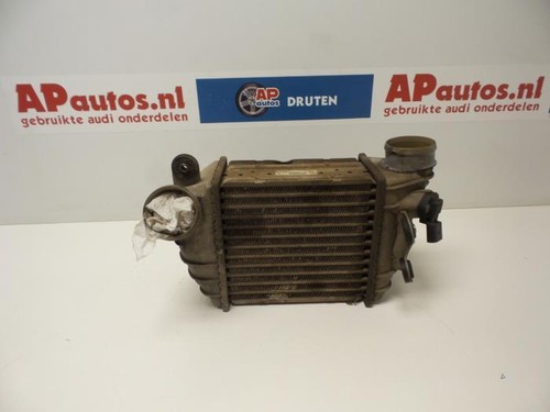 Ladeluftkühler Audi TT 8N 8N0145803A P8763610