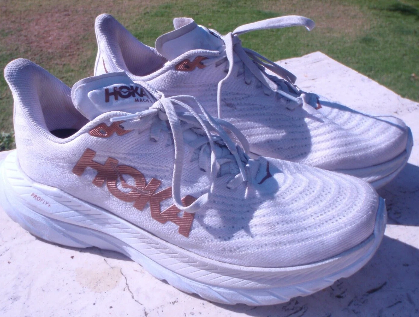 Hoka One One Donna Mach 5 Bianco Oro Grigio Corsa 10 5 B Stretto EU 43 1 3