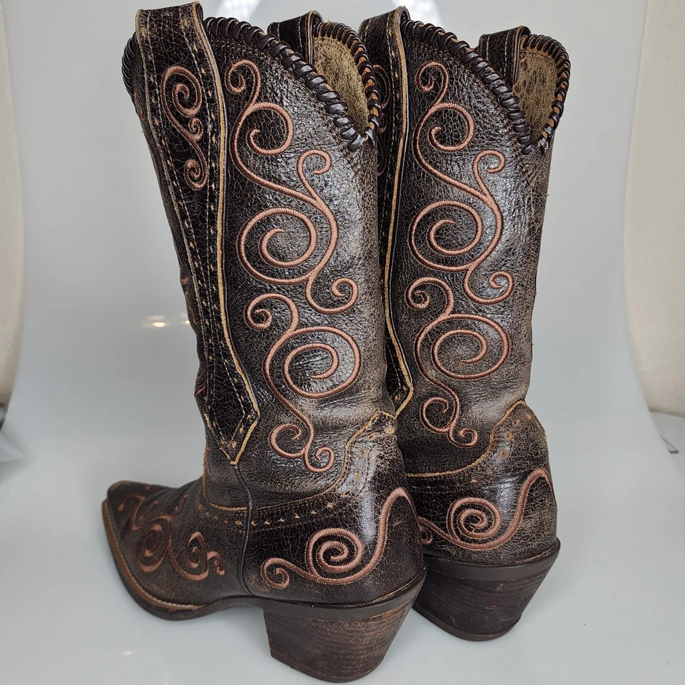 Botas ocidentais Ariat Shelleen marrom desgastado com bordado creme biqueira recortada 7B - Imagem 3 de 4