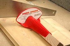 Linic Hand Saver Saw Guard Guide Post Cutter Cuts Square Saves Fingers S7375