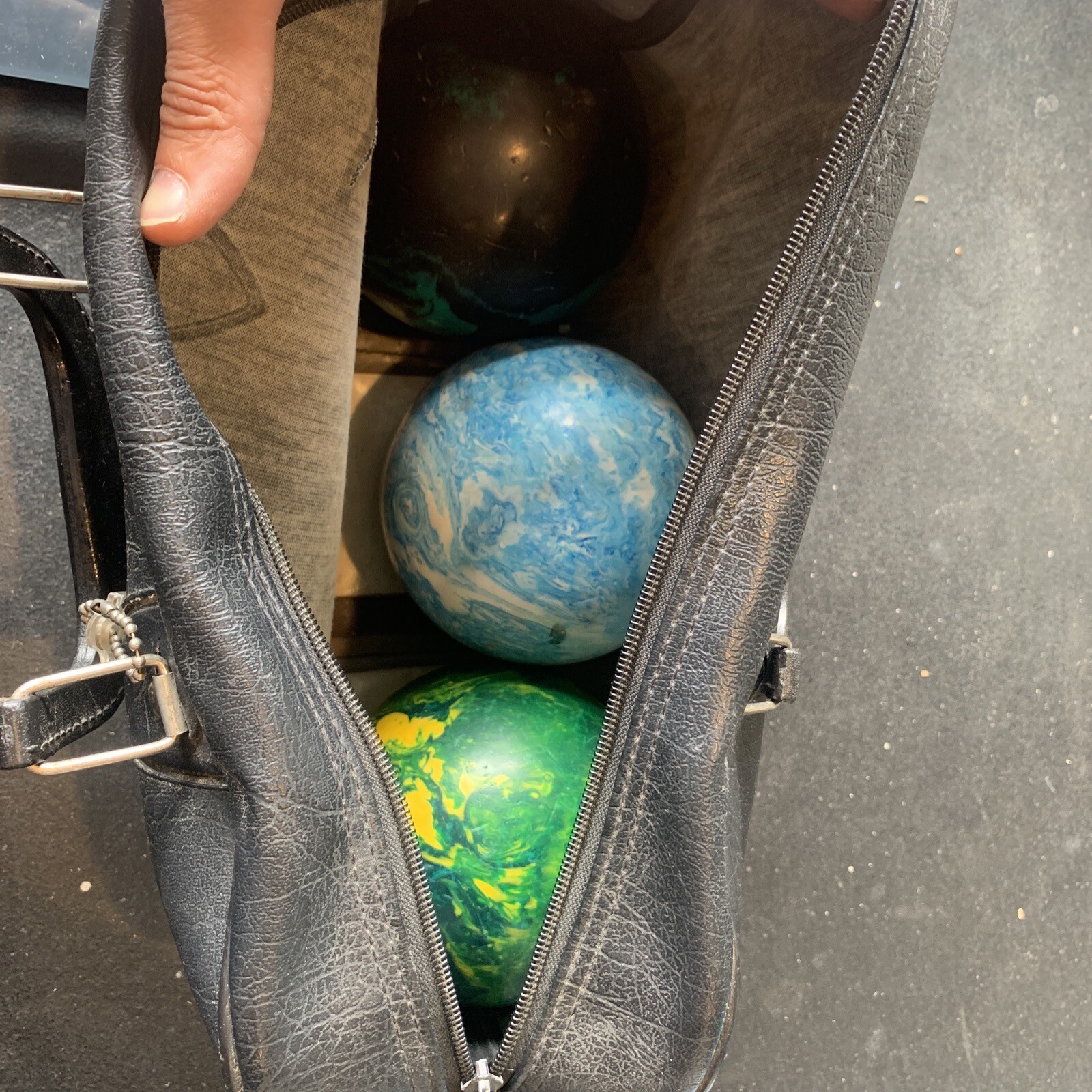SET OF 3 EPCO PARAMOUNT DUCKPIN BOWLING BALLS 3.6 Lbs, Green, Blue, Black W/ Bag