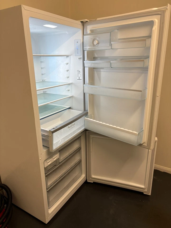 WESTINGHOUSE FRIDGE - bottom mount, white 451 Lt. $400 or make an offer for - image 2 of 2
