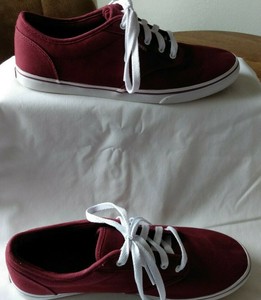burgundy van shoes
