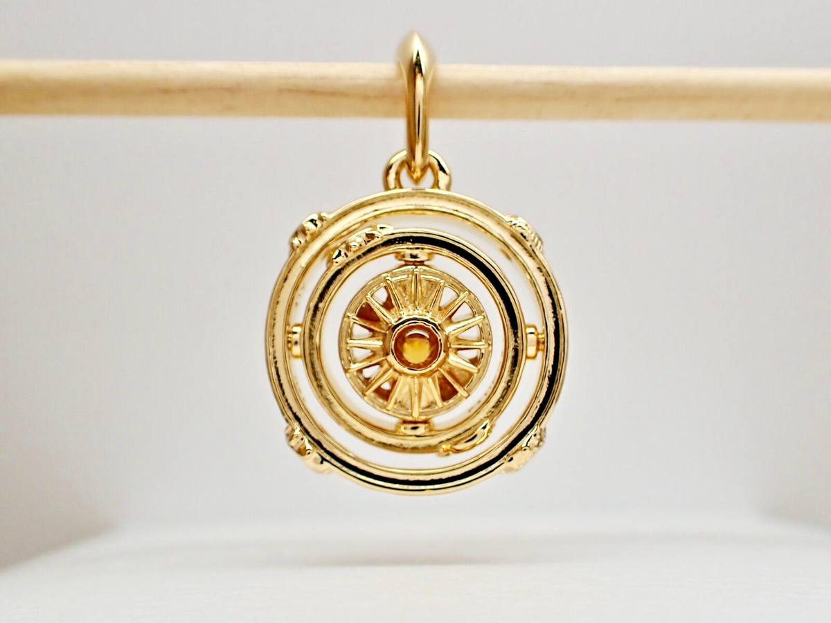 Authentic PANDORA #762971C01 Game of Thrones Spinning Astrolabe