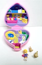 1993 Polly Pocket  Kozy Kittens COMPLETE  by Bluebird Toys