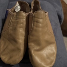 Weissman Women  s Slip-On Leather Jazz Shoes Caramel Size 5AM Dancewear