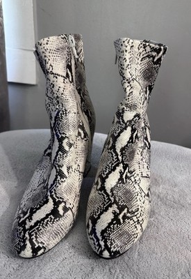 Madden Girl Snake Print Block Heel Ankle Boots Zip Black White Size 9M