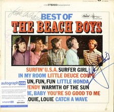 THE BEACH BOYS Best Of SIGNED RECORD Carl Wilson, Al Jardine, Mike Love