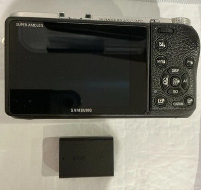 Samsung NX500 Mirrorless Digital Camera w/ 16-50mm OIS Lens - 28.2
