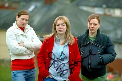 Sian Brooke signed 6x4 Foto The Moorside Natalie Brown Unterschrift Autogramm COA