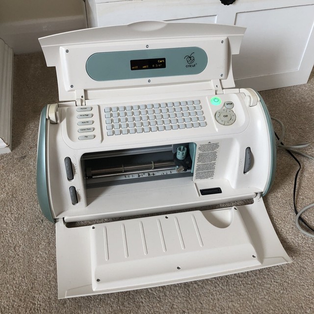 mini cricut machine