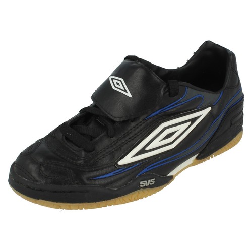umbro black trainers