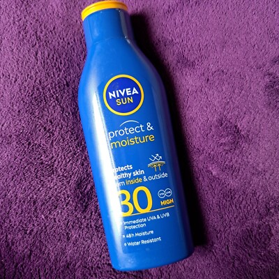Nivea Protect & Moisture Lotion LSF 30 High 200ml