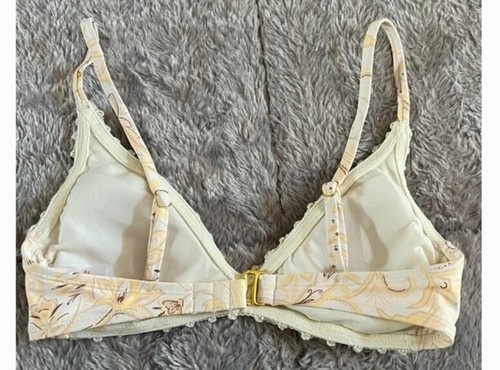 Xhilaration Juniors Crochet Bikini Top, Beige w/ Multicolor Back Size L (8/10) - Picture 6 of 8