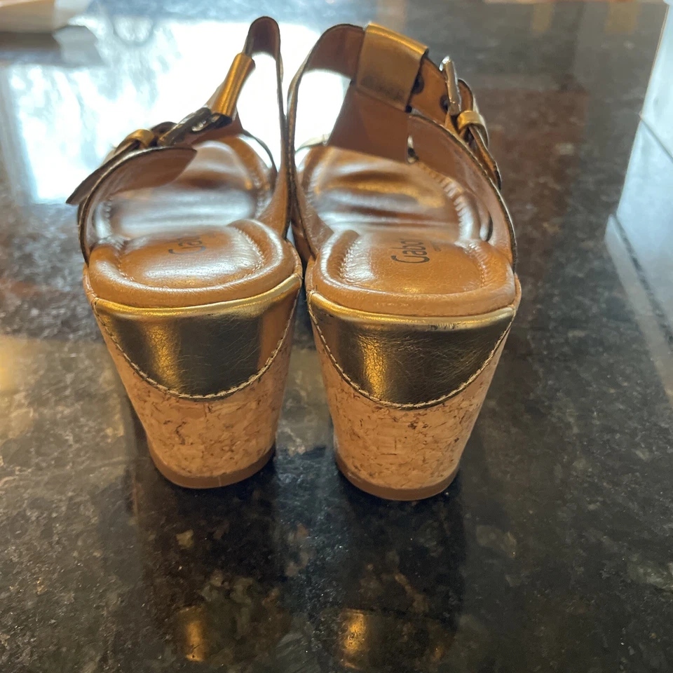 正品 GABOR 金色金属软木拖鞋凉鞋 - 9 1/2 码 - 全新带盒,160 美元! — 第 4/4 张图片