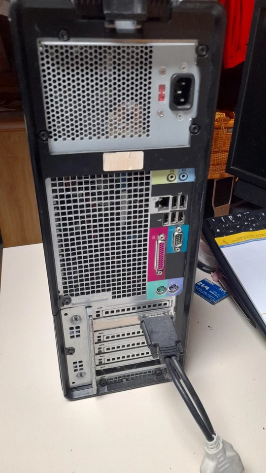 Dell Precision 390 Mini-tower, Intel Core 2 Duo 1.8GHz, 4GB DDR2, 160GB HDD, DVD - Immagine 2 di 4