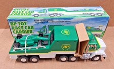 BP Toy Race Car Carrier Truck & #14 F1 Formula One 1993 New in Box