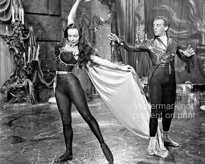 Robert Helpmann Ludmilla Tcherina Photo 8x10 Tales Of Hoffmann 1951 Movie Still