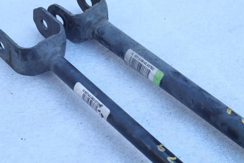 Braços de controle inferiores traseiros 2012 TOYOTA CAMRY HYBRID LADO ESQUERDO DO MOTORISTA - Imagem 3 de 4