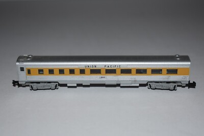 N Scale Union Pacific Corrugated Passenger Coach Car 960 C40647 | eBay