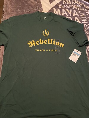 Nike Ambassadors Club Rebellion Track & Field T-Shirt. Mens Medium. DZ3059-341