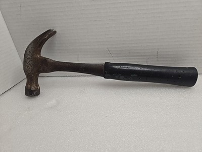 Vintage CRAFTSMAN 3825 16 oz. Curved Claw Hammer / SEARS REG. TRADE MARK-M