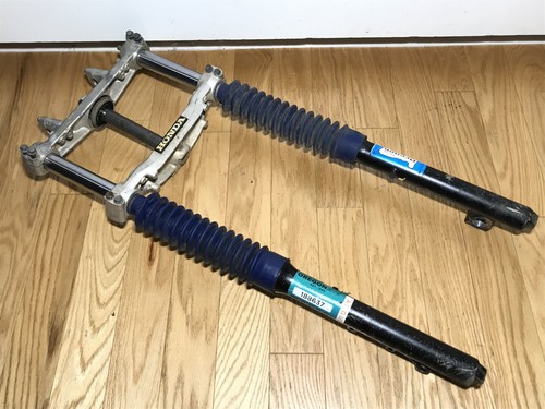 83 84 85 Honda ATC200X ATC 200X OEM Front Forks Suspension Shock Leg Triple Tree