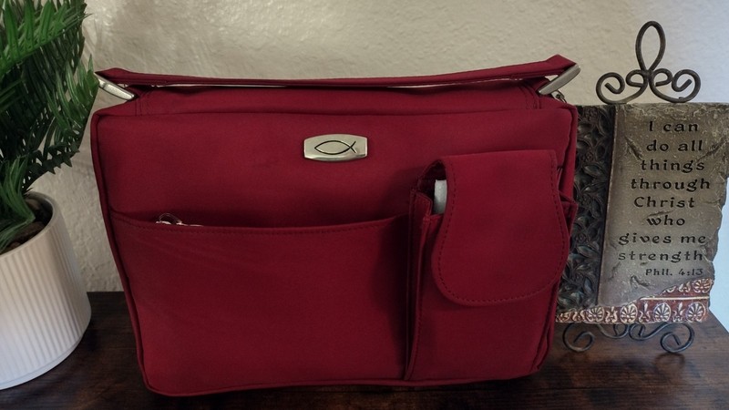 Zondervan Cherry Red Bible Cover Zip Case 10" x 7" x 1.5" Preowned Excellent