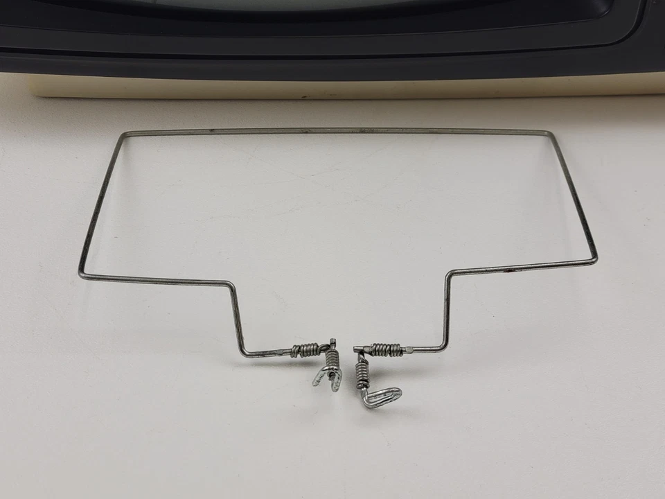 Vintage 1980 '80s Samsung BT-311NR Black & White 11" CRT TV Television Receiver - Image 2 of 4