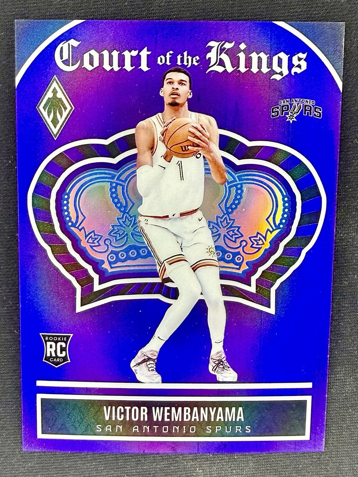 2023-24 Phoenix Victor Wembanyama Court Of The Kings Purple Prizm /75 Rookie RC