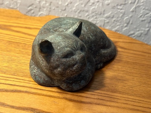 Asian Bronze Cat Sculpture - Picture 2 of 10