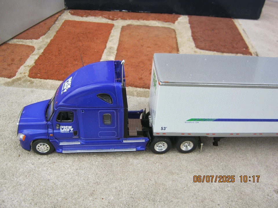 Modelos de camiones Tonkin Replicas Precision Diecast escala 1/53 nuevos en caja Foto 3 de 4