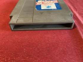 Vintage 1988 NES Ice Hockey Video Game (tested/works)