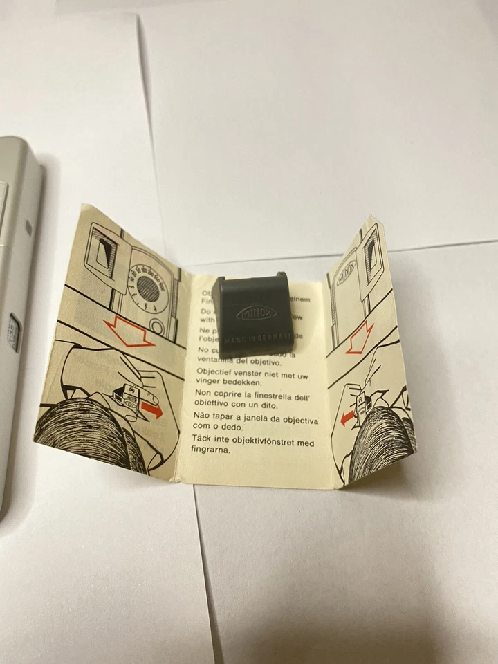Cámara fotográfica vintage MINOX C con visor de ángulo recto libro de instrucciones Foto 2 de 4