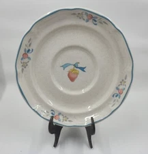 Vintage International TableWorks Strawberry Stoneware Saucer Plate Japan