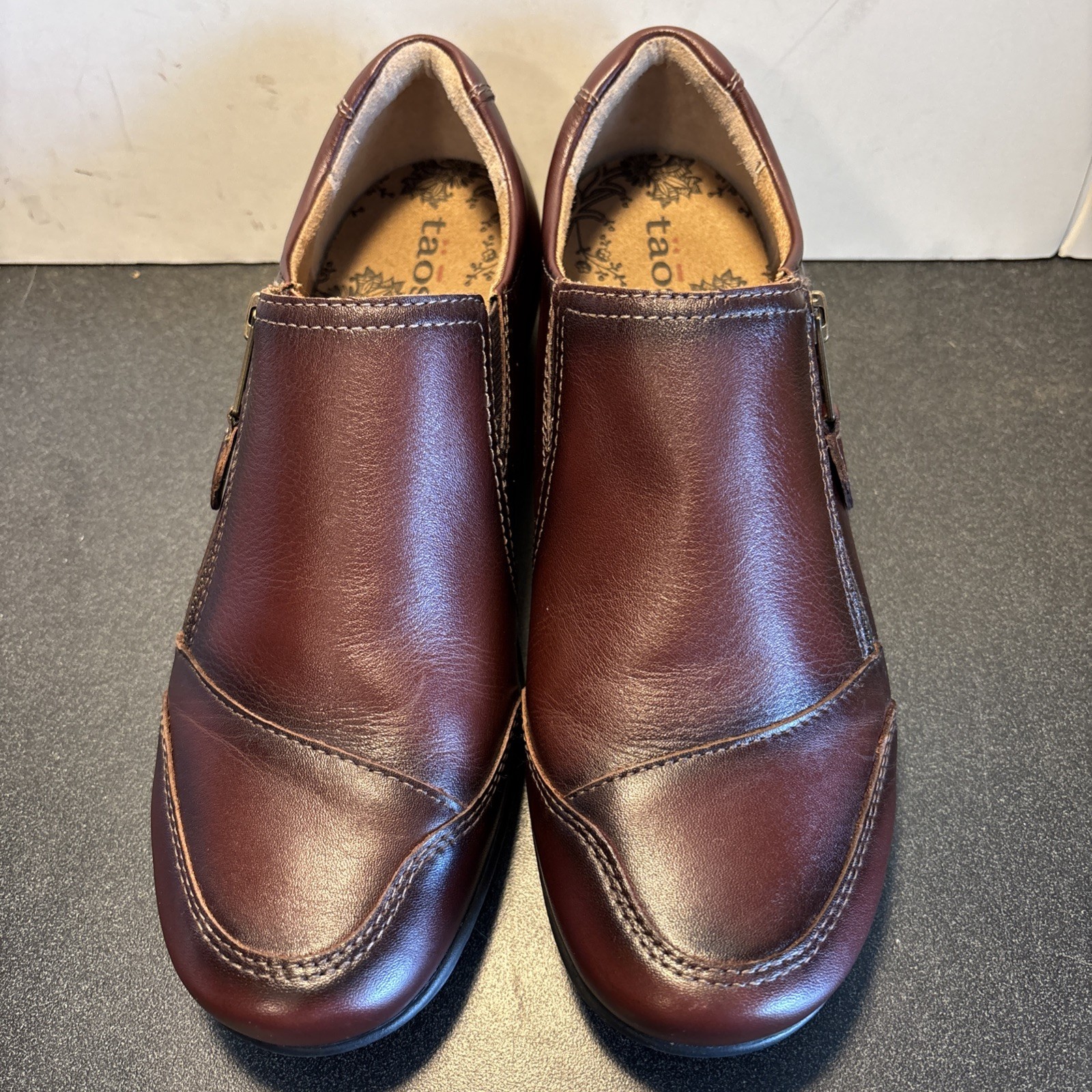Taos Character Whiskey Leather #22107 Women's Shoe Side Zip sz 8M